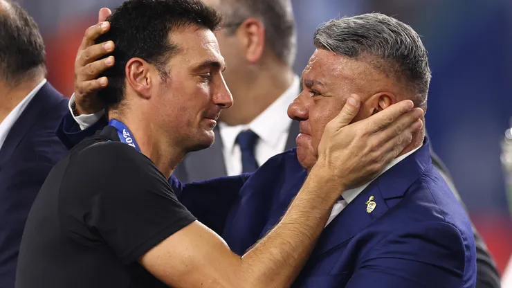 Tapia volvió a referirse a la continuidad de Scaloni.