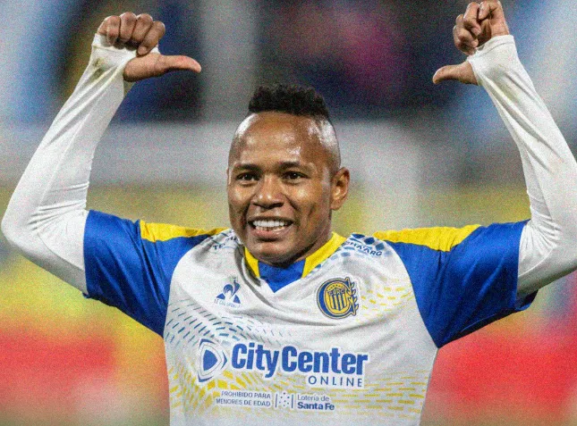 Jaminton Campaz, autor de los dos goles de Rosario Central.