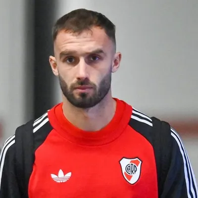 River anunció la rescisión del contrato de Pezzella