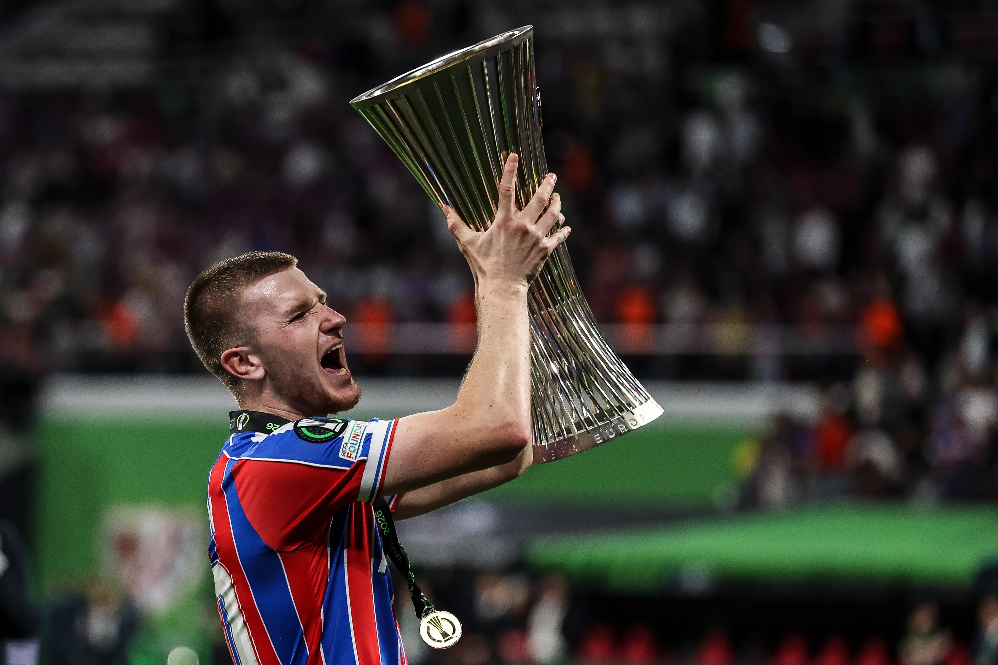 Adam Wharton, en la mira de Chelsea. (Foto: Getty)