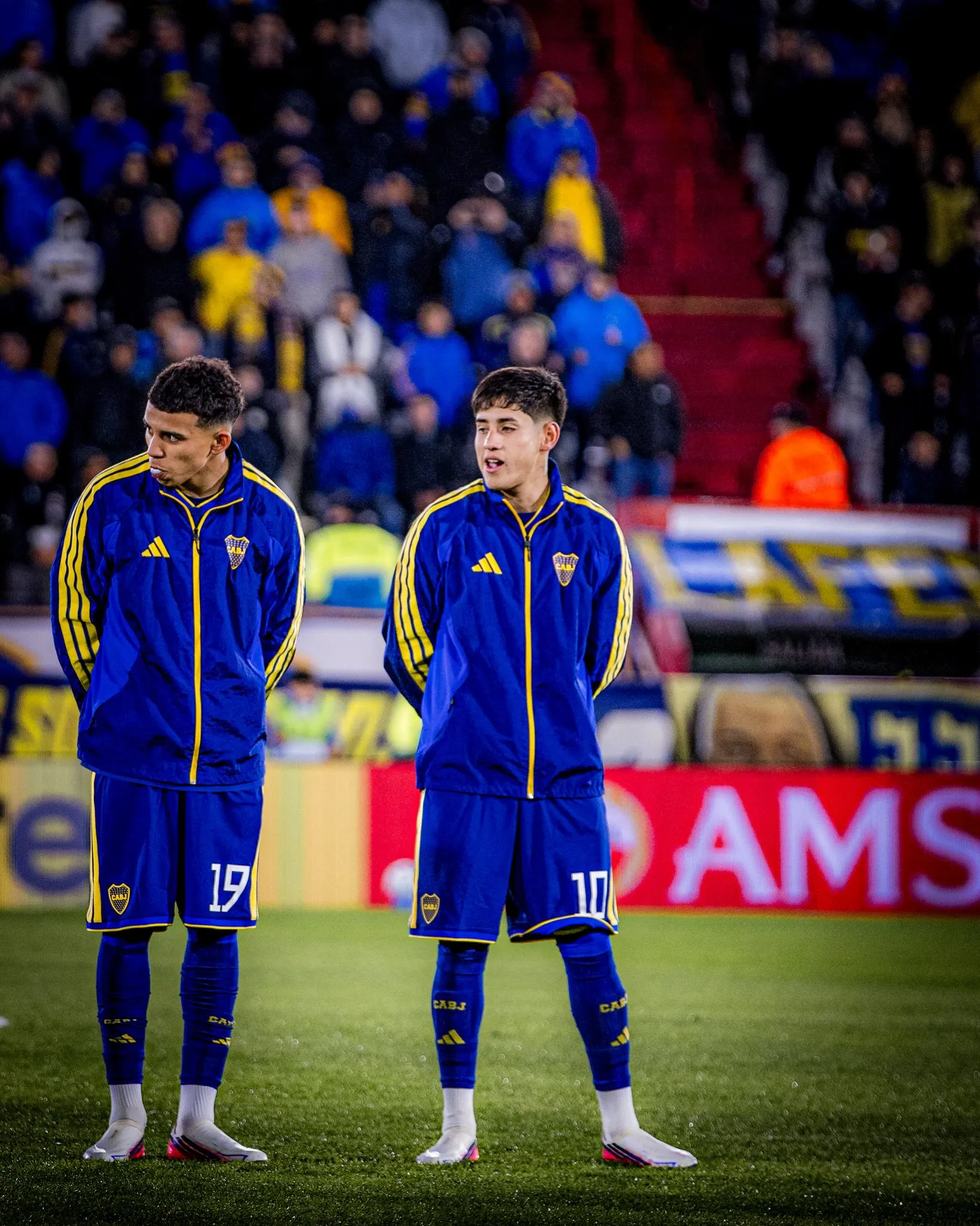 Leonel Flores y Tomás Aranda, futbolistas de Boca.