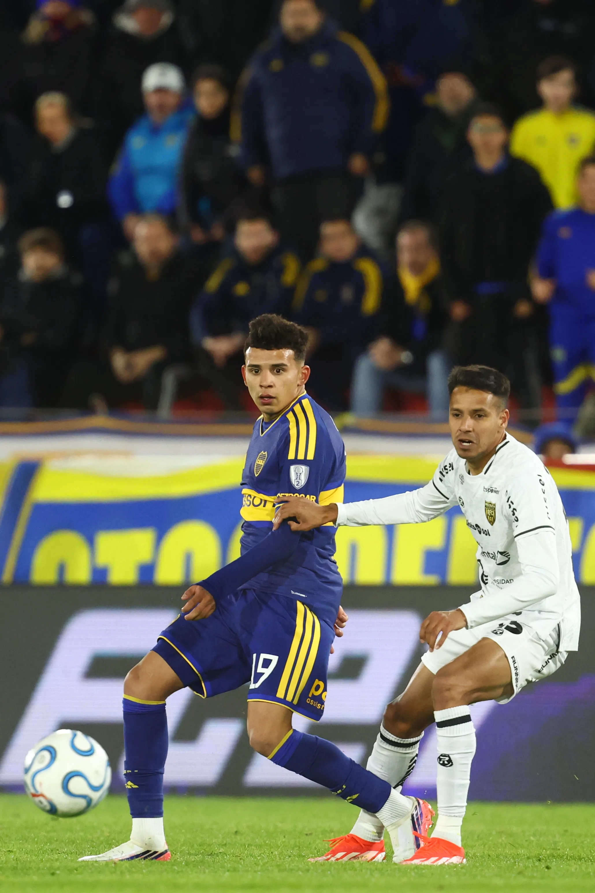 Leonel Flores ante Recoleta. (Foto: Getty).