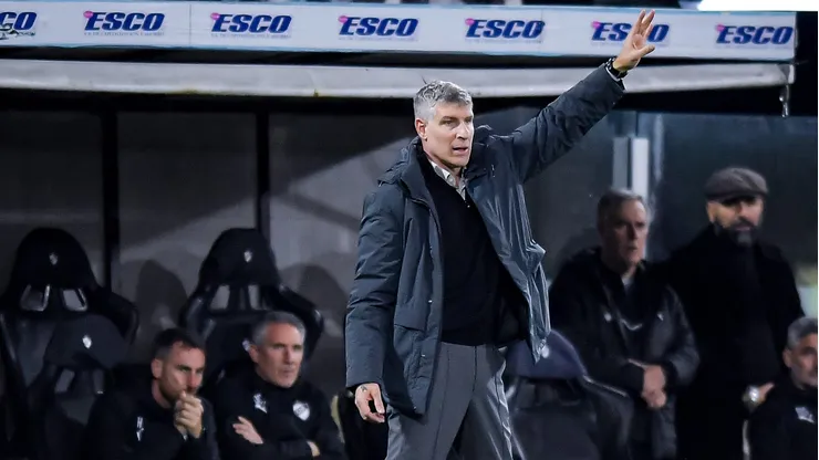 Martín Palermo, entrenador de Platense.
