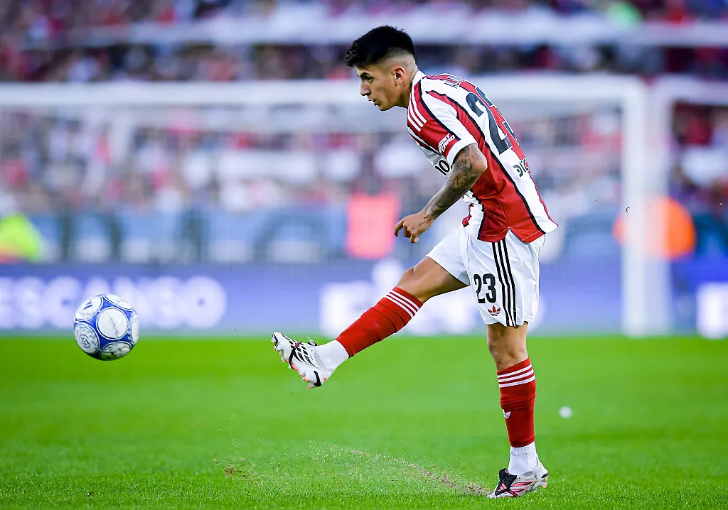 Thiago Almada, en su debut en River. (Getty Images)