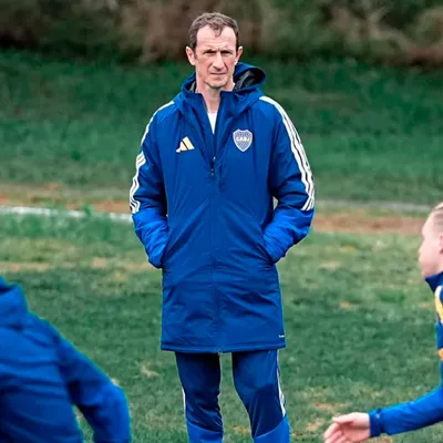 Arruabarrena, entre repetir el 11 o hacer 2 cambios