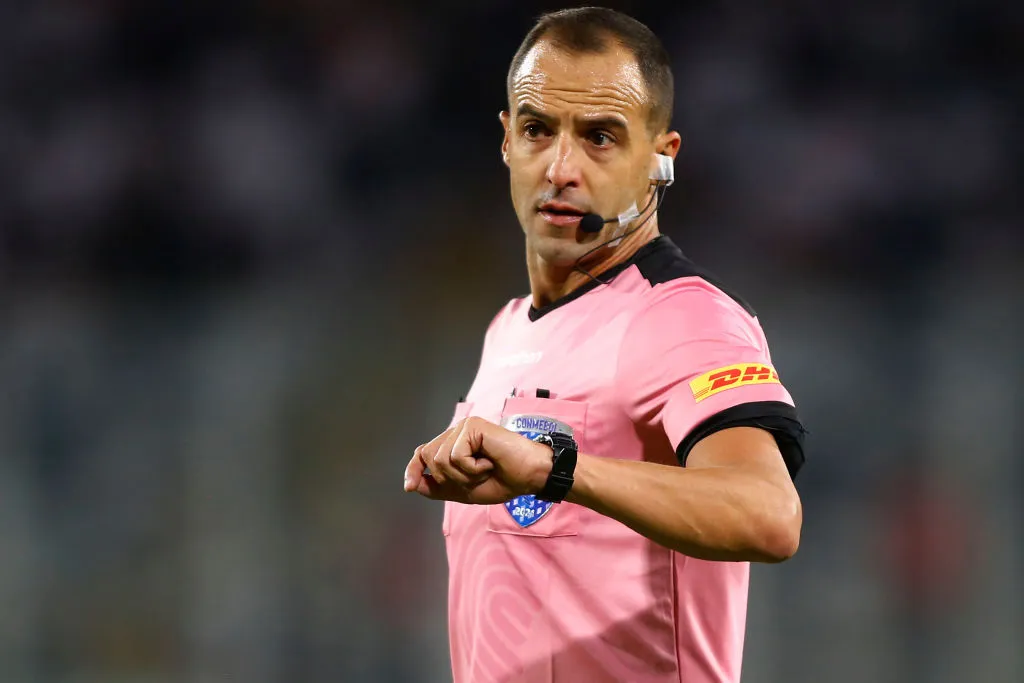 Esteban Ostojich, árbitro uruguayo de Conmebol. (Getty Images)
