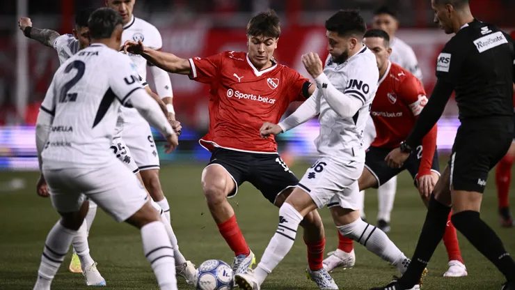 Independiente - Independiente Rivadavia, por el Torneo Clausura 2026.