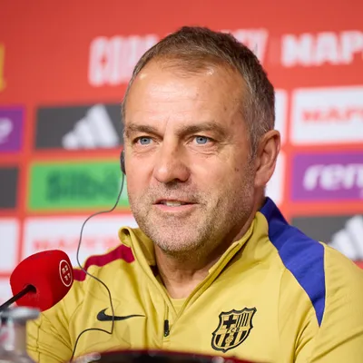 Hansi Flick reafirmó que Barcelona insistirá por Julián Álvarez
