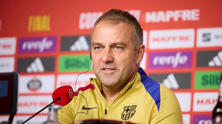 Hansi Flick reafirmó que Barcelona insistirá por Julián Álvarez