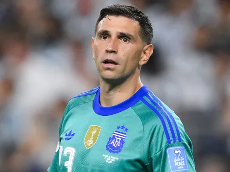 Dibu Martínez se acerca a Chelsea