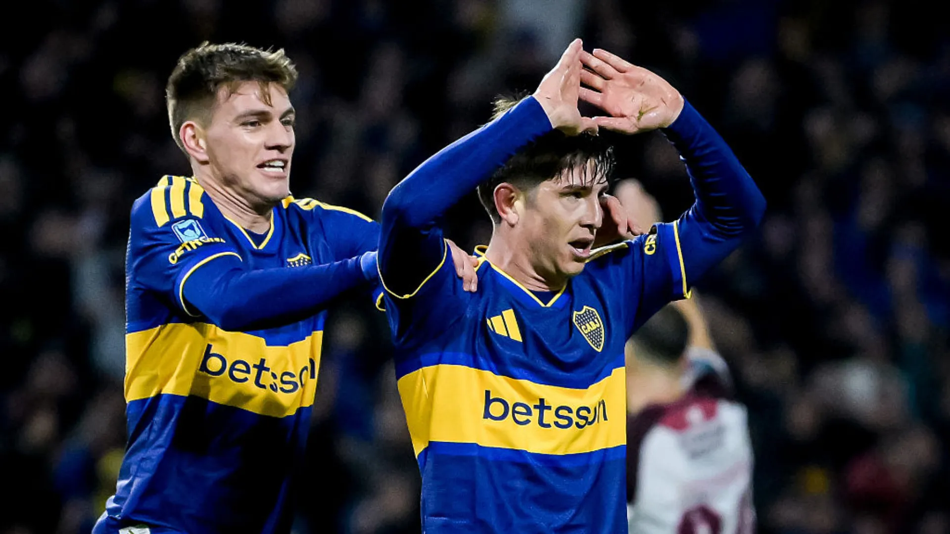 Tomás Belmonte anotó el gol agónico de Boca ante Lanús. (Getty Images)