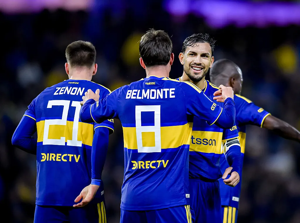 Leandro Paredes y Tomás Belmonte, en Boca vs. Lanús. (Getty Images)