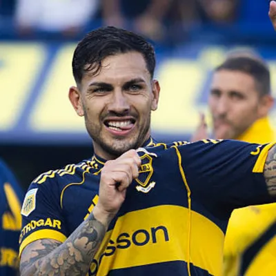 Paredes rechazó al Milan: "Estoy en el lugar que amo"