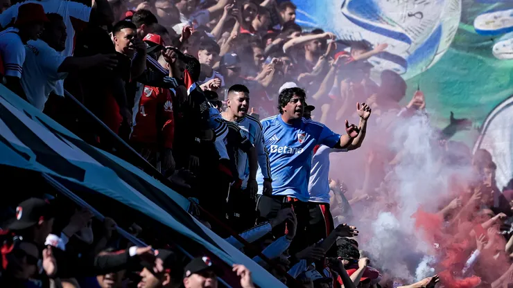 Los hinchas de River en el Florencio Sola.