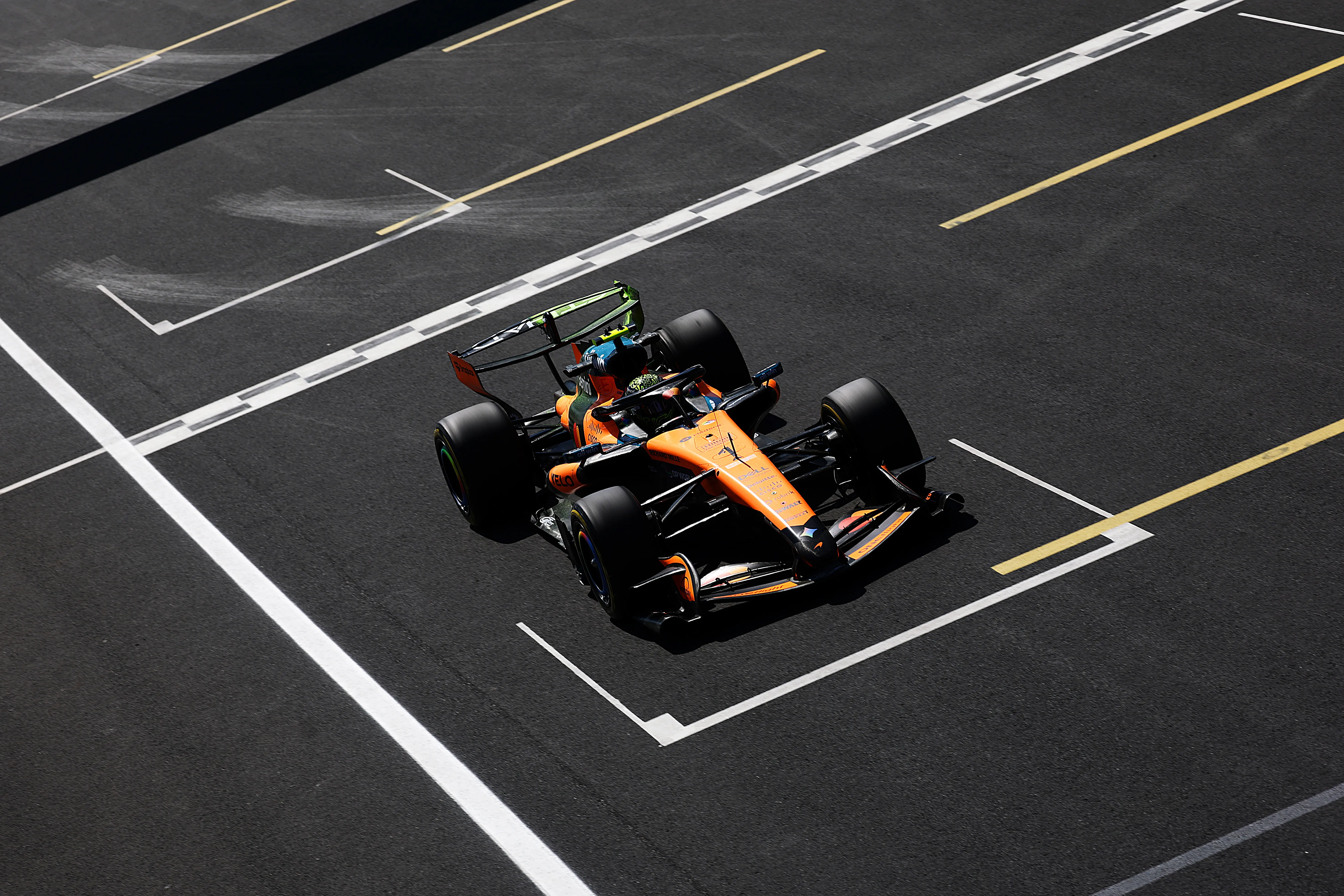 Lando Norris en la parrilla de salida del Autódromo de Monza