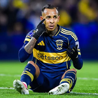 Boca utiliza a Villa como argumento ante el reclamo de Vélez por la inclusión de extranjeros