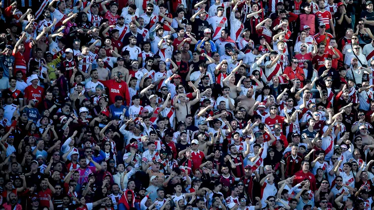 Los hinchas de River apuntaron contra un titular.