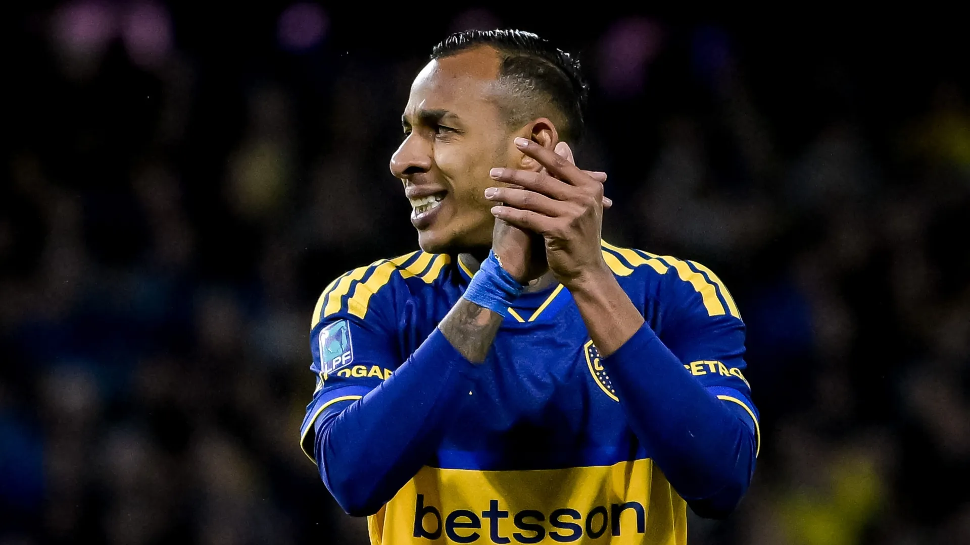 Sebastián Villa quiere volver a ser titular.