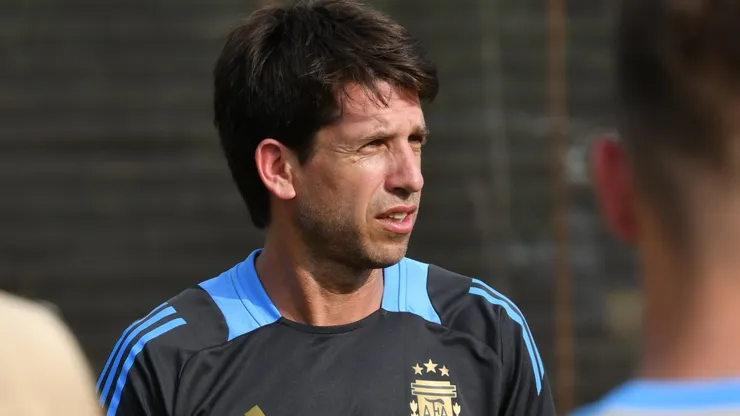Diego Placente, entrenador de la Sub 19.