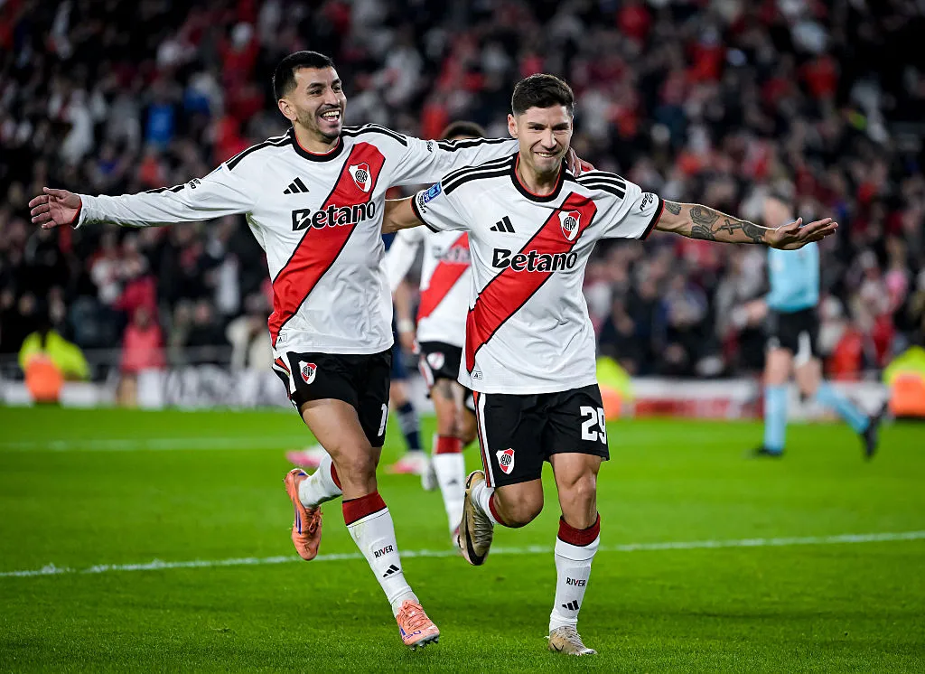 Gonzalo Montiel y Ángel Correa, futbolistas de River. (Getty Images)