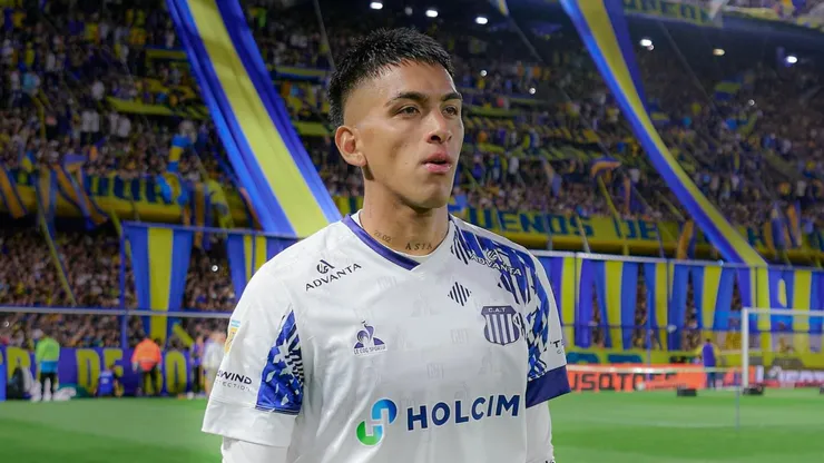 Matías Galarza, futbolista de Talleres en La Bombonera.