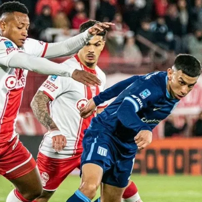 Sigue la crisis: Racing perdió 2-1 contra Huracán y está último