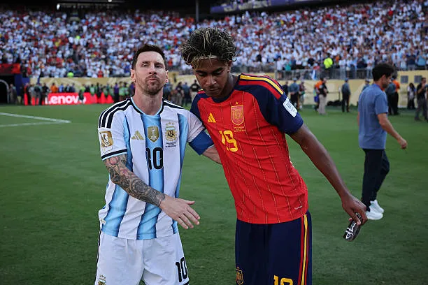 Lionel Messi y Lamine Yamal en la final del Mundial 2026. (Getty Images)