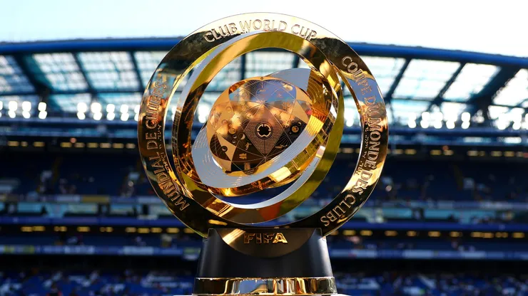 El trofeo del Mundial de Clubes.