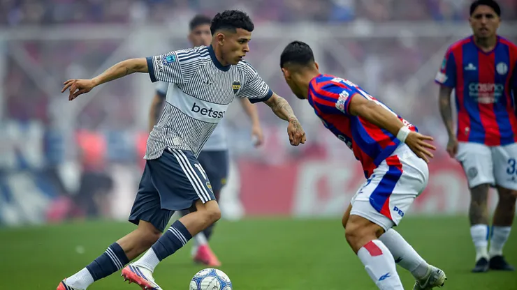  ¡El Xeneize pisó fuerte en el Bajo Flores! Boca borró  de la cancha a San Lorenzo y se quedó con el clásico 2 a 0