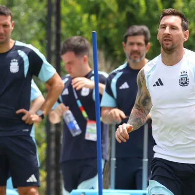 Scaloni reveló que influyó para que Messi se despida ahora de la Selección Argentina