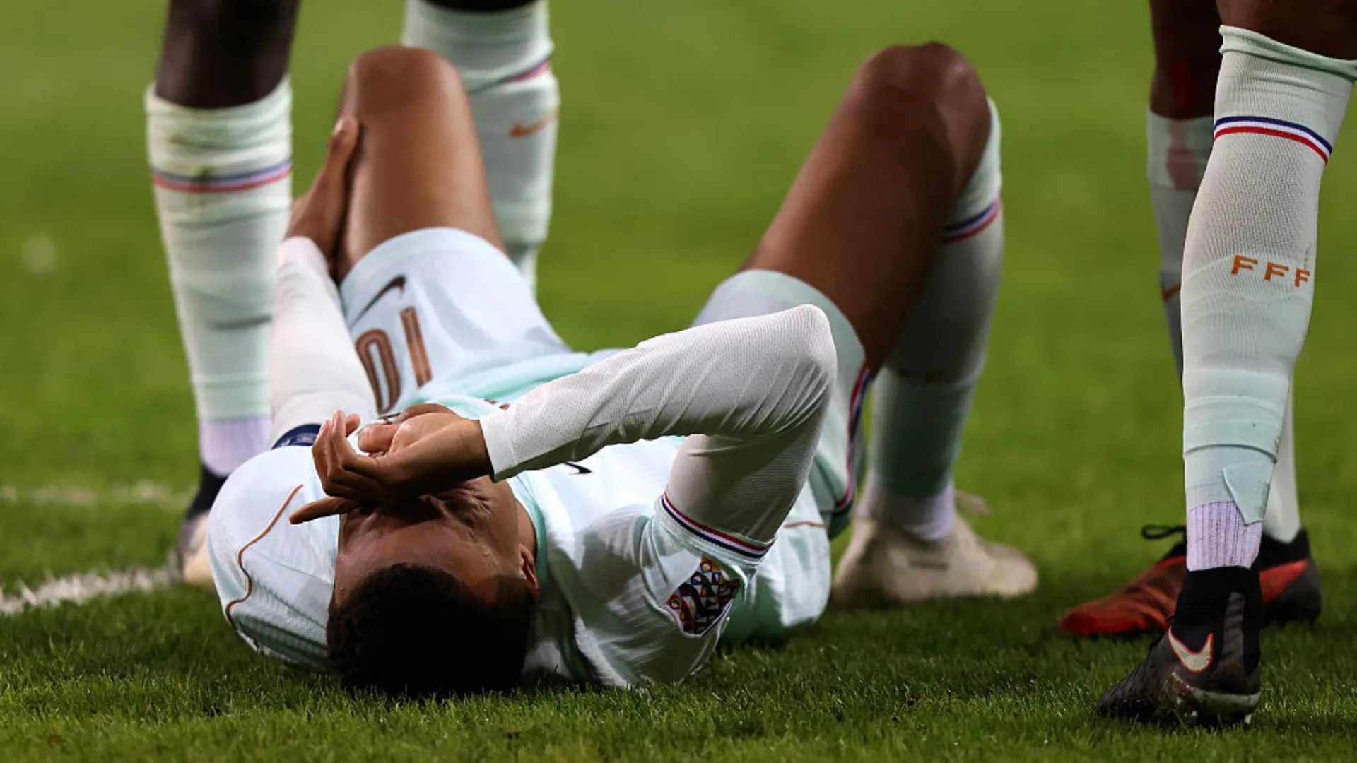 Kylian Mbappé se lesionó ante Turquía (Getty Images)