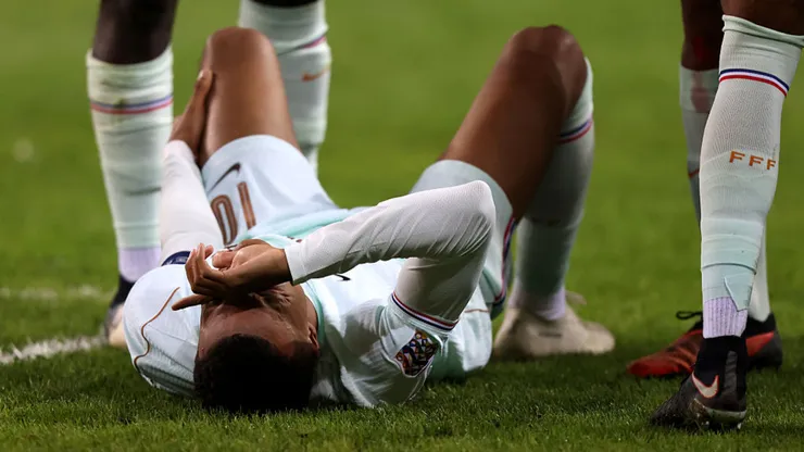 Kylian Mbappé, lesionado durante Francia - Turquía.