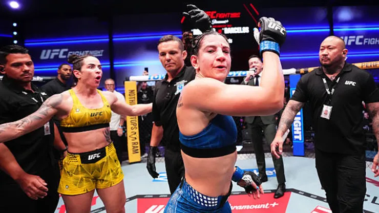Ailín Pérez venció a Norma Dumont en UFC.