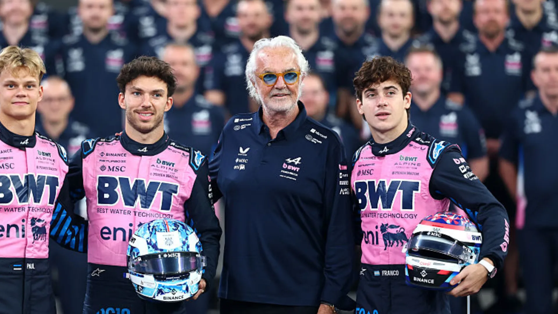 Franco Colapinto, Pierre Gasly y Flavio Briatore. (Getty Images)