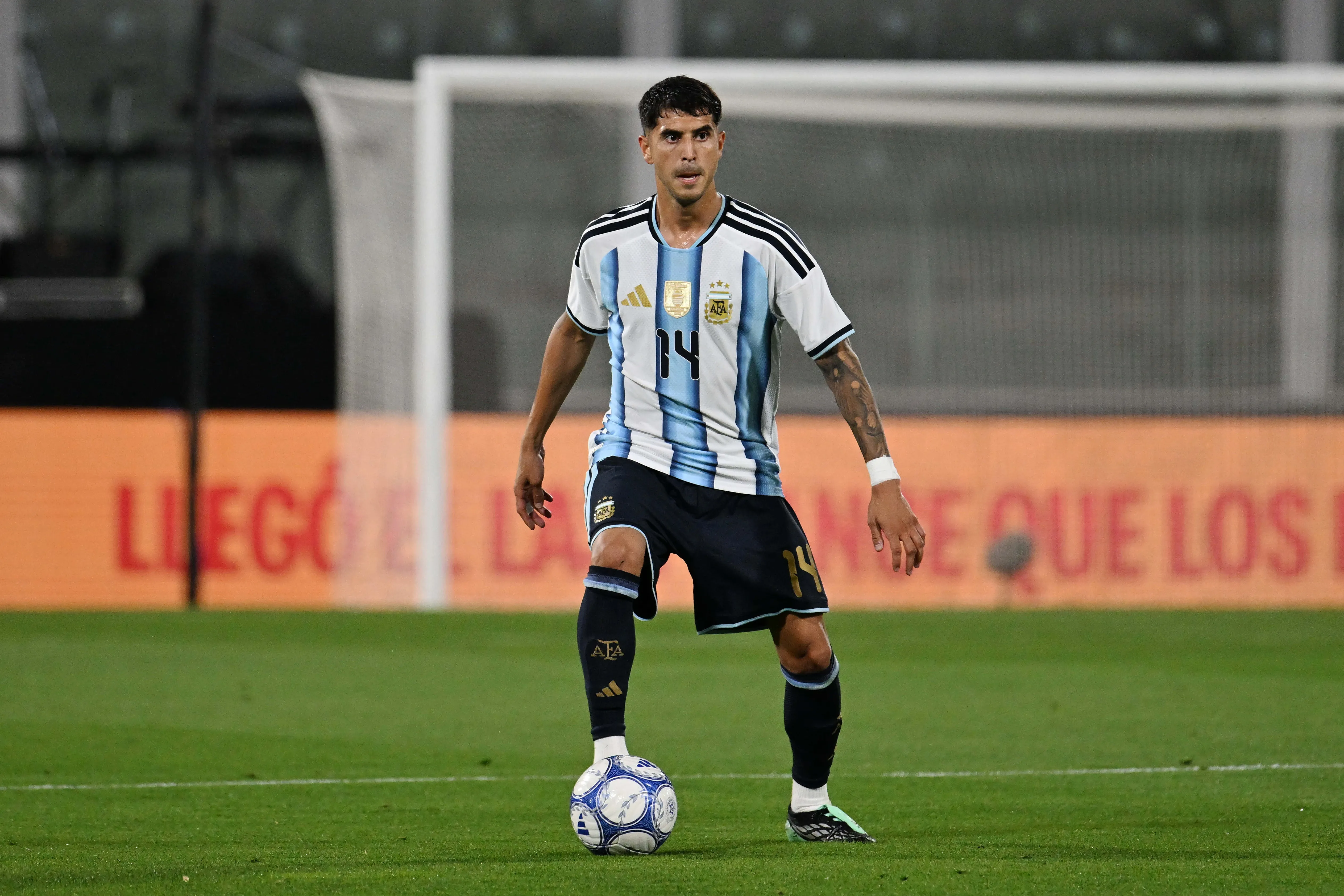 Exequiel Palacios se adueñó del mediocampo de Argentina ante Bolivia (Getty Images)