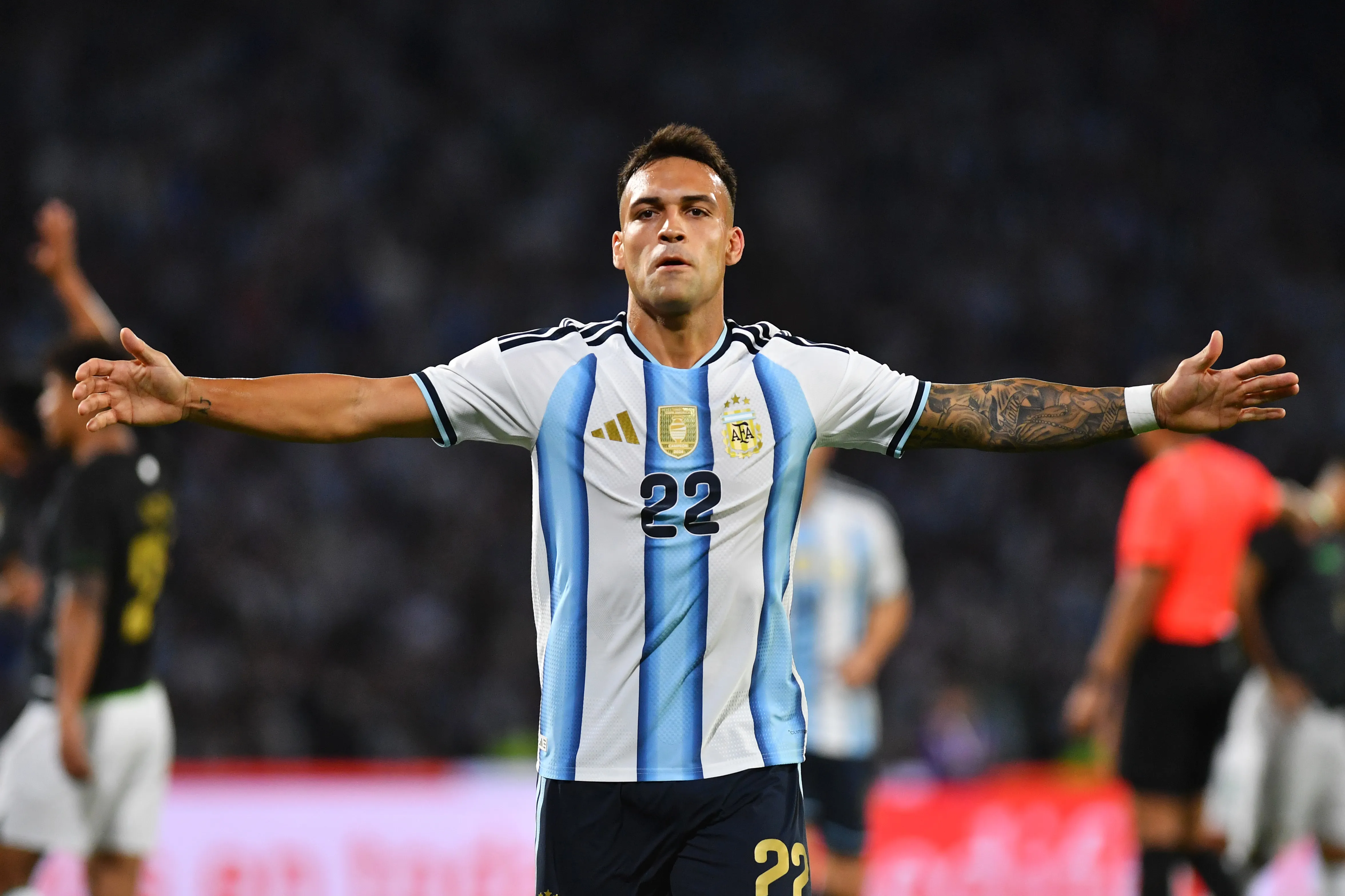 Lautaro Martínez abrió la cuenta en el Kempes (Getty Images)