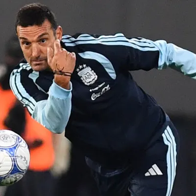 Scaloni, sobre la '10' de Messi: "Hay un montón de chicos que la pueden usar"