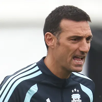Se pueden sumar tres más: Los 70 jugadores que debutaron con Scaloni en la Selección