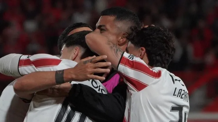 Golpe de Gloria: Instituto bailó 4-1 a Independiente bajo un clima caliente en Avellaneda