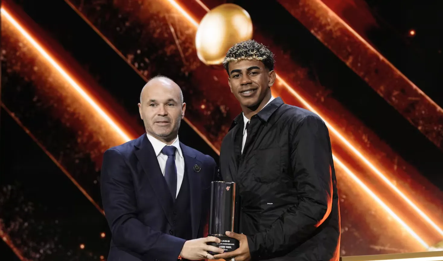 Andrés Iniesta y Lamine Yamal.