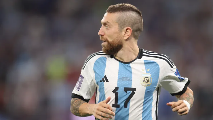 Nuevo rol para el Papu Gómez: ausente en la despedida de Messi, será comentarista en Medio Oriente