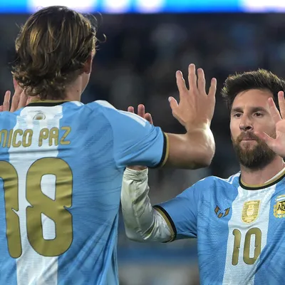 Nico Paz despidió a Messi en redes y los hinchas lo rebautizaron