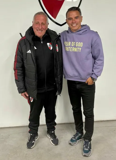 Rodríguez y Saviola. (Foto: IG de Javier Saviola).