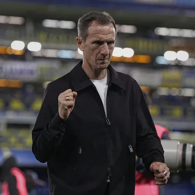 Boca convocó a los seis extranjeros para enfrentar a Instituto