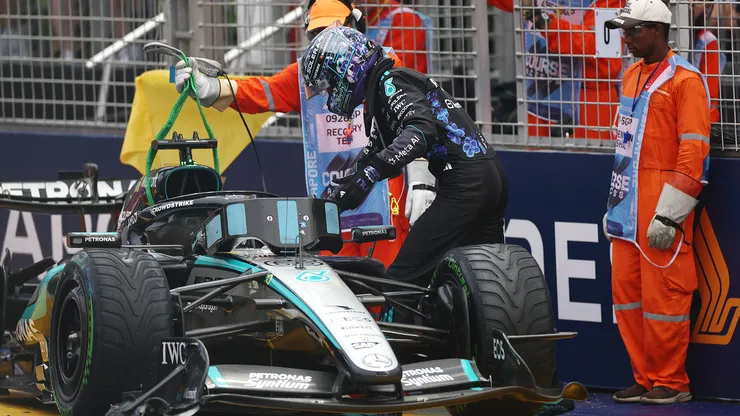 George Russell se accidentó en la Sprint de Singapur