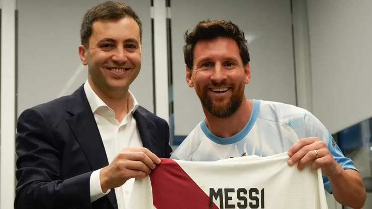 Stefano Di Carlo y Messi