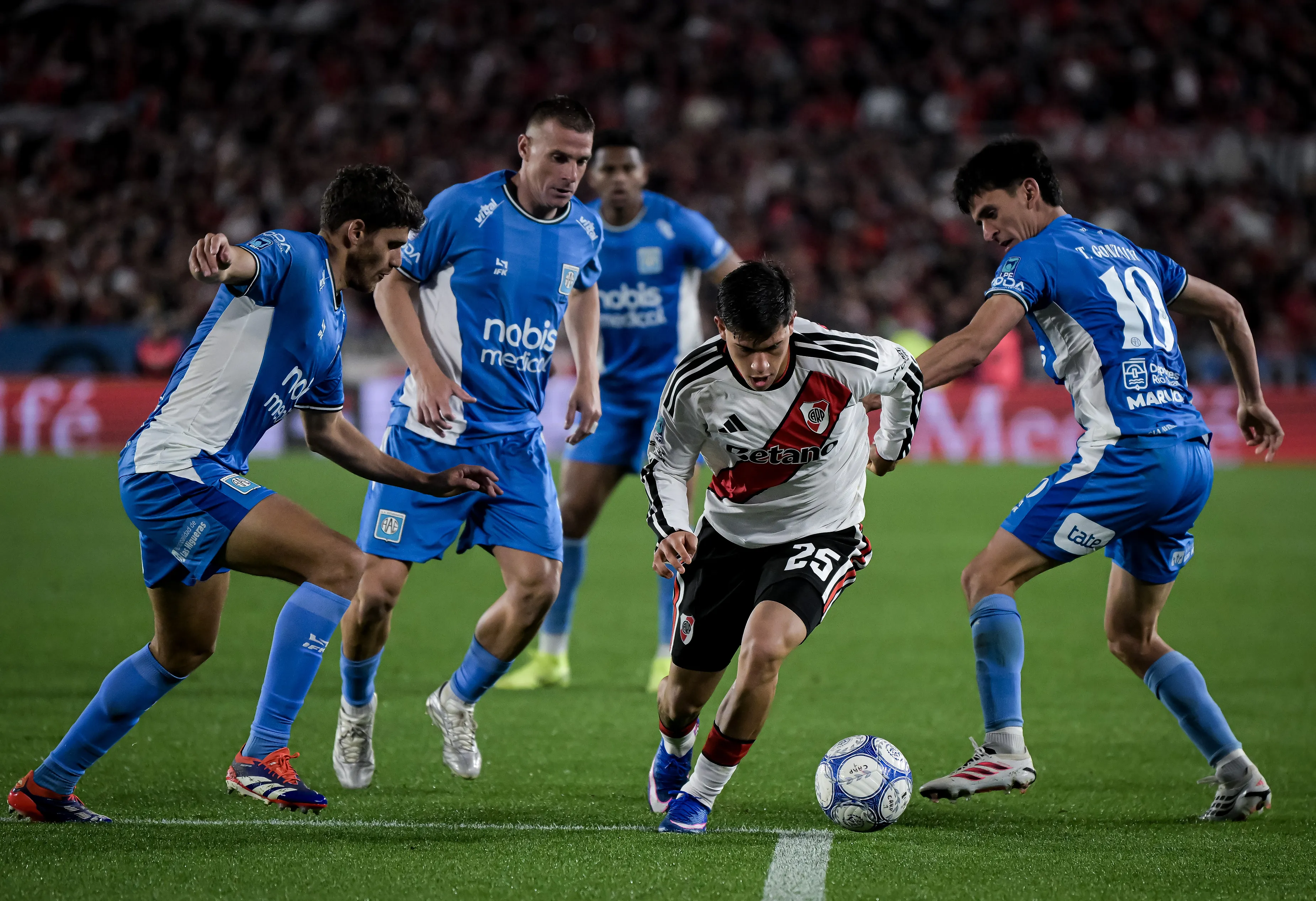 Lautaro Pereyra antes Estudiantes de Río Cuarto. (Foto: Getty).