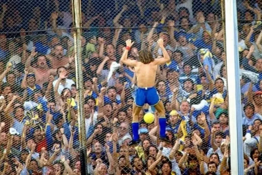 El festejo de Sergio Manteca Martínez en el Superclásico de 1992.