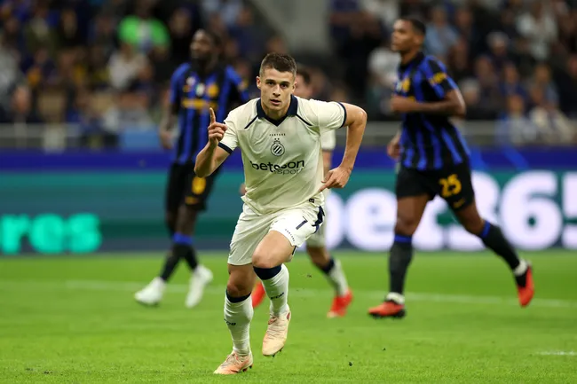 Nicolo Tresoldi celebra uno de sus goles contra Inter (Getty Images)