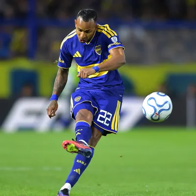Se lesionó Sebastián Villa y está en duda para la vuelta ante Vasco da Gama